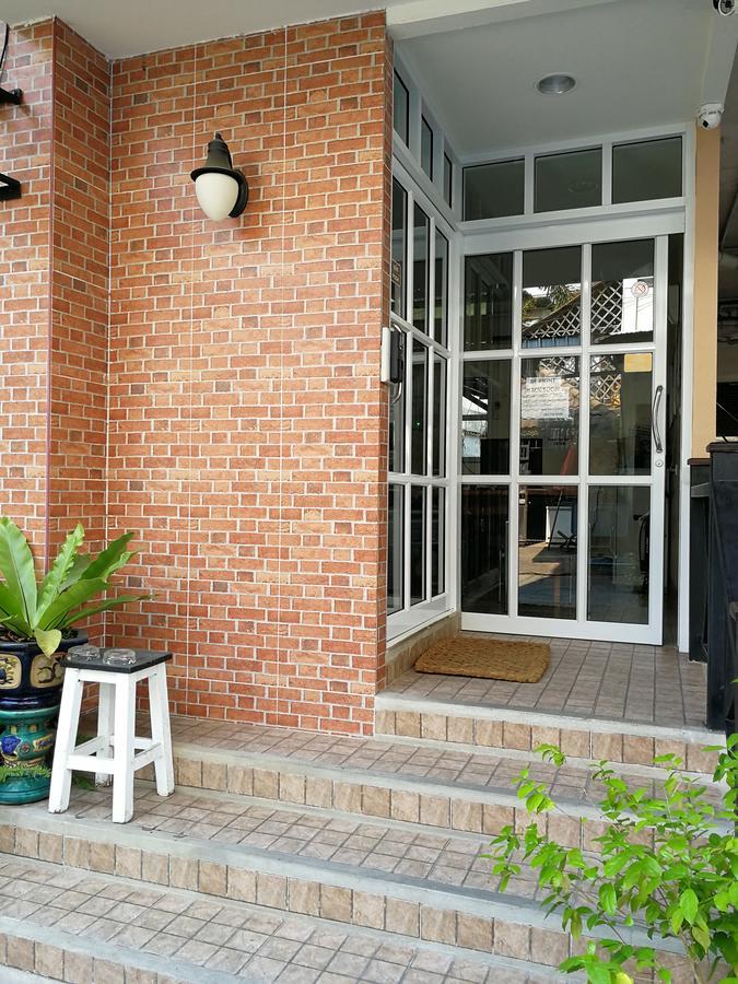 Just Sleep @Box Hostel Chiang Mai Exterior foto